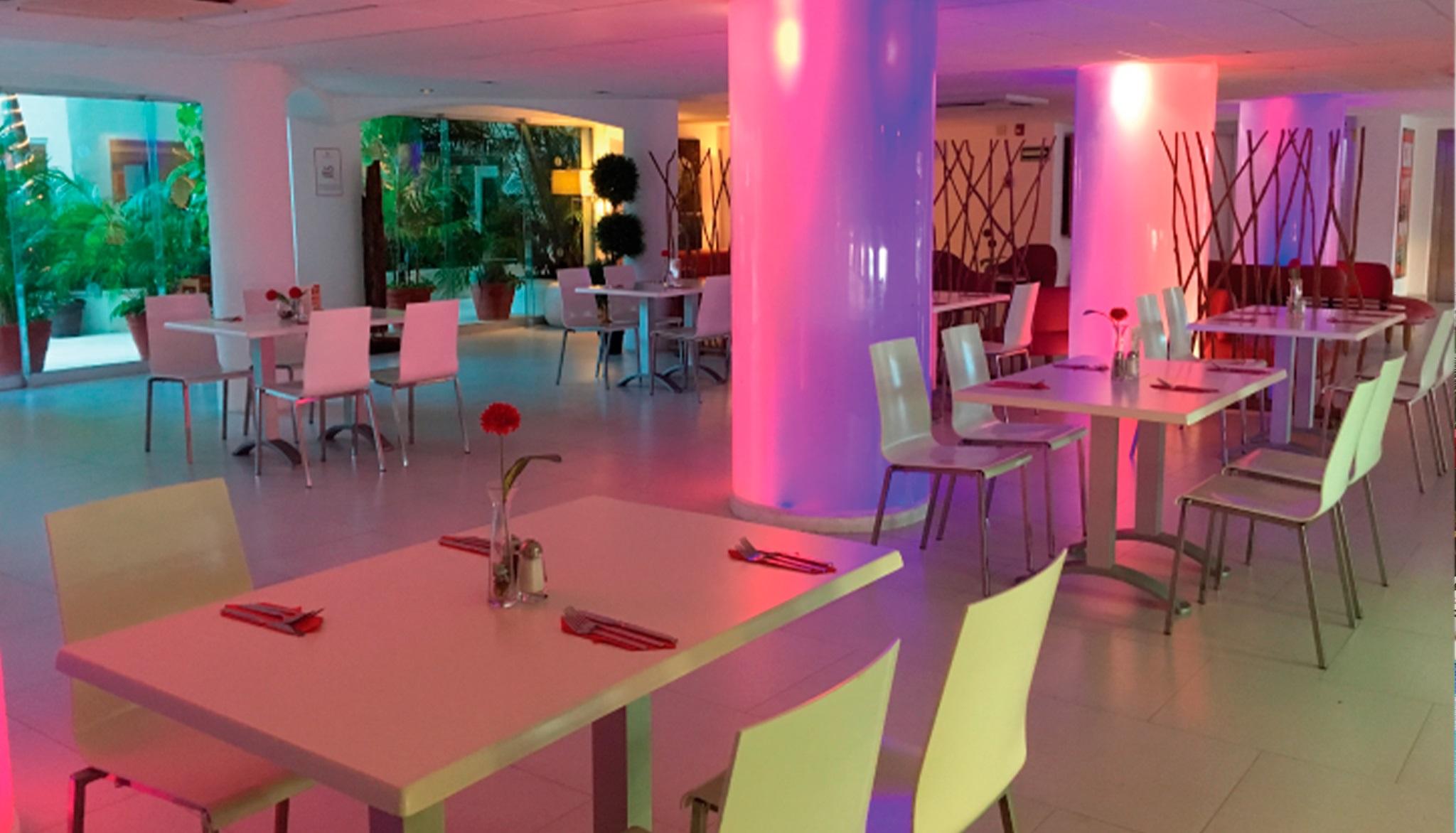 Adhara Express Hotel Cancún Eksteriør billede