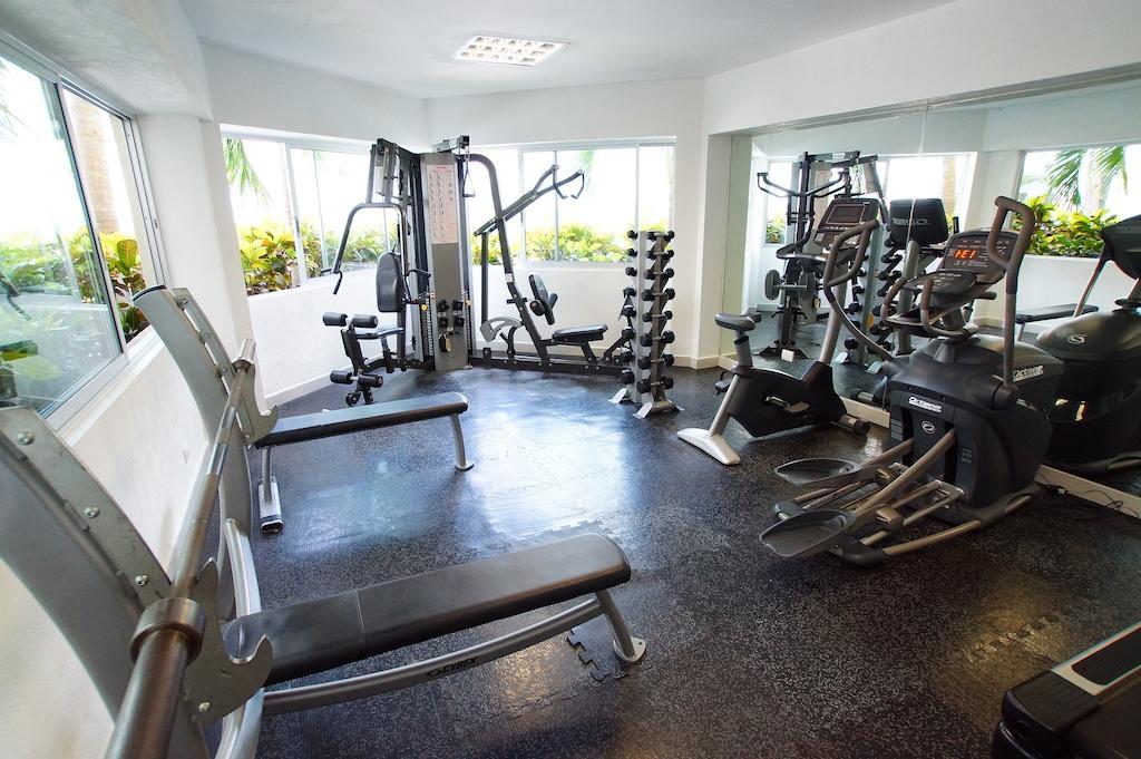Adhara Express Hotel Cancún Eksteriør billede