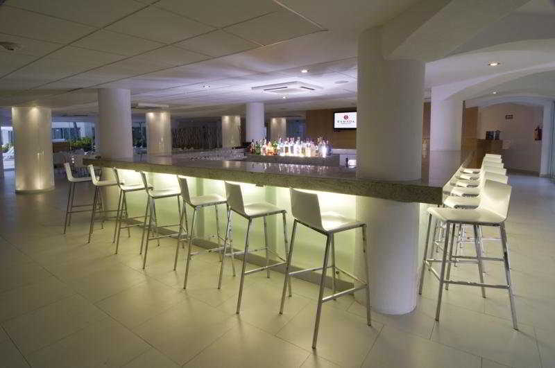 Adhara Express Hotel Cancún Eksteriør billede