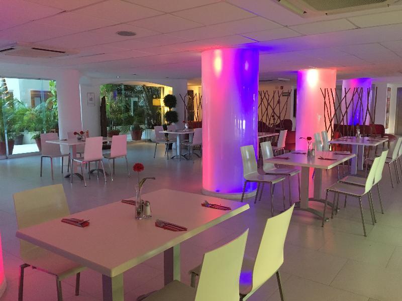 Adhara Express Hotel Cancún Eksteriør billede