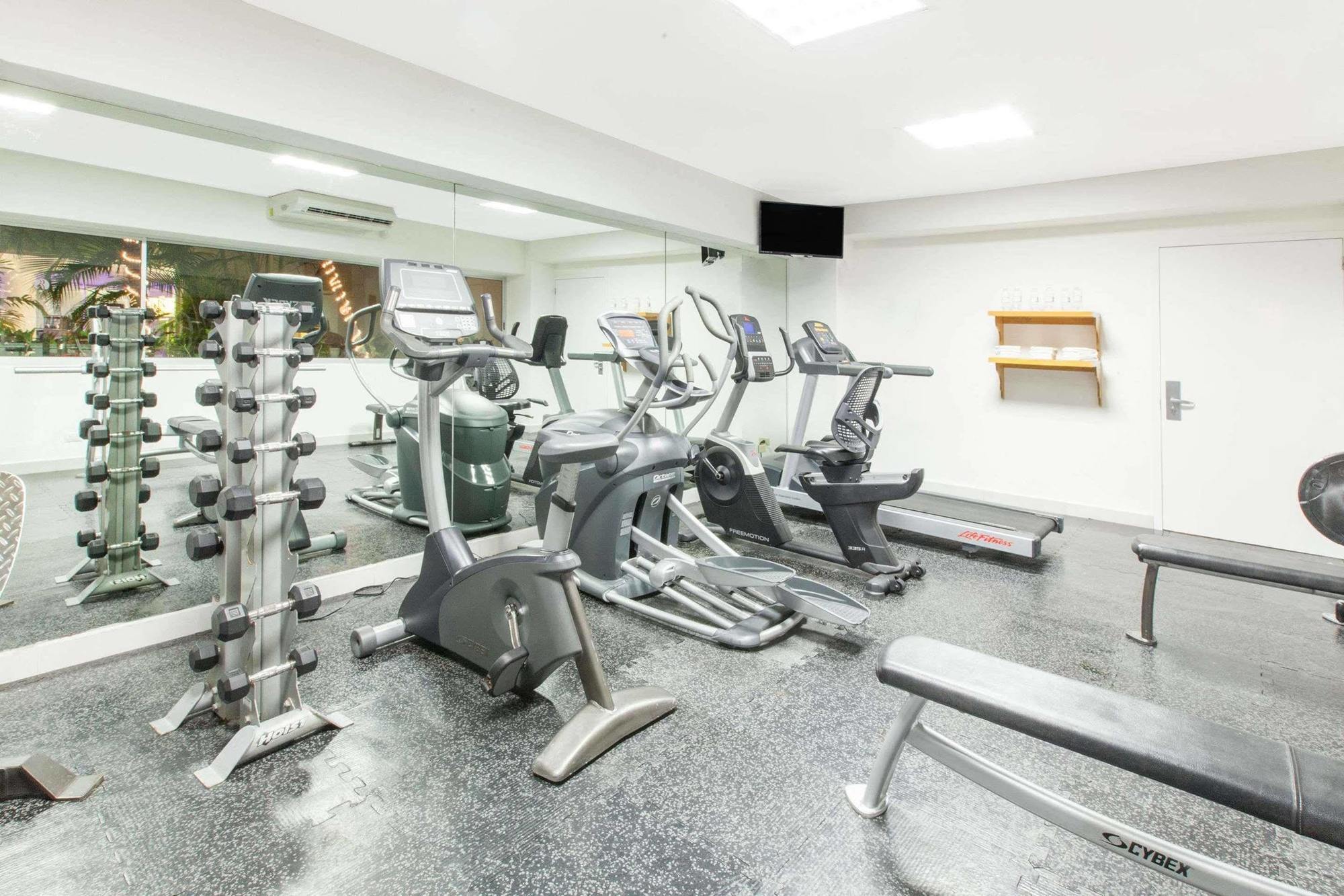 Adhara Express Hotel Cancún Eksteriør billede