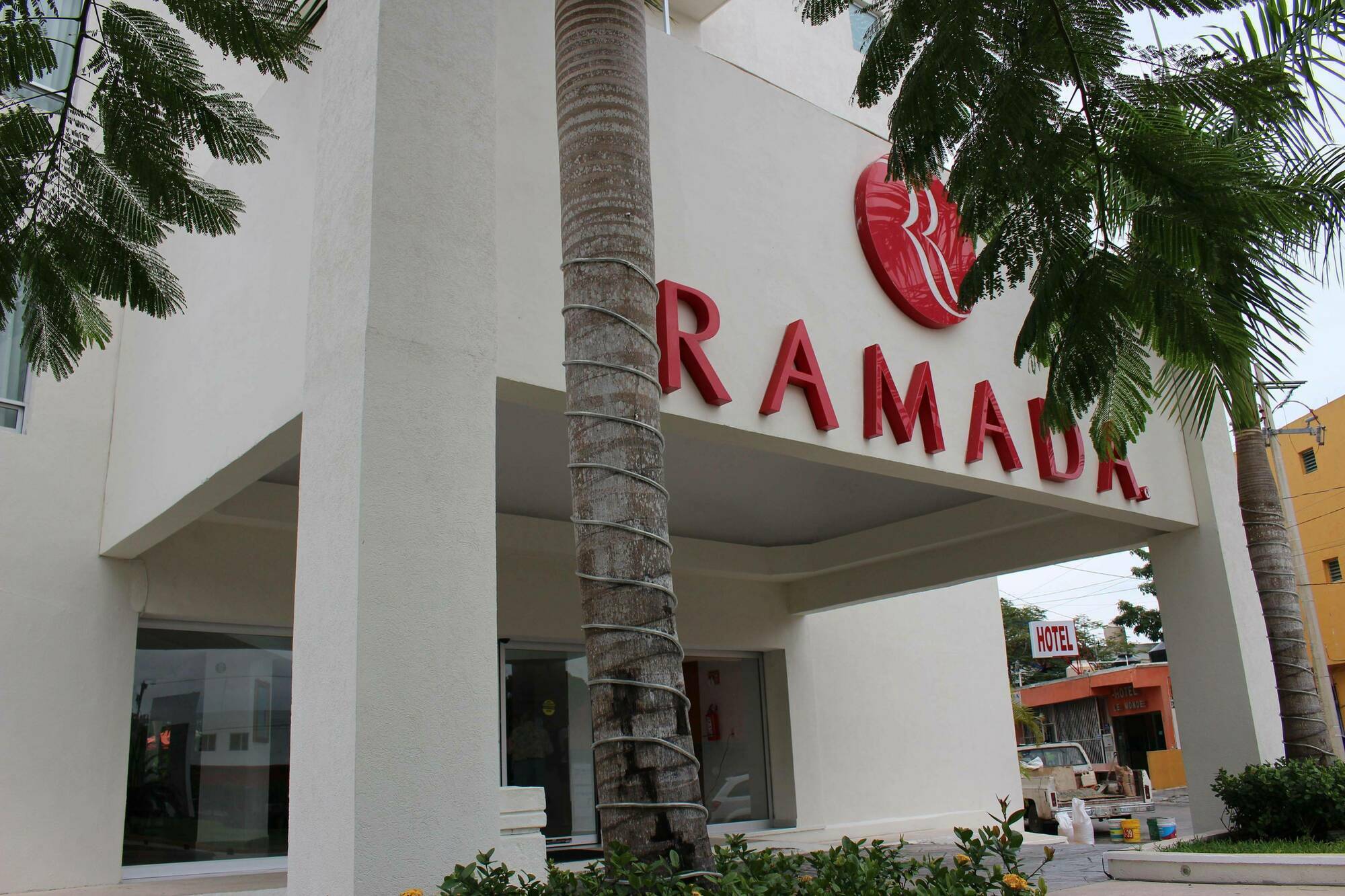 Adhara Express Hotel Cancún Eksteriør billede